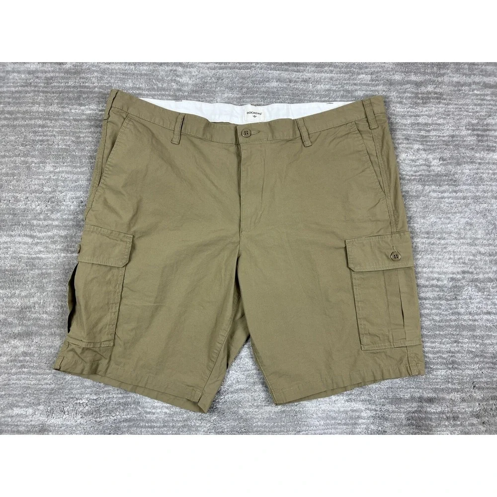Dockers Cargo Shorts Mens 44 Khaki Tan Stretch Cotton 6-Pocket Utility Casual